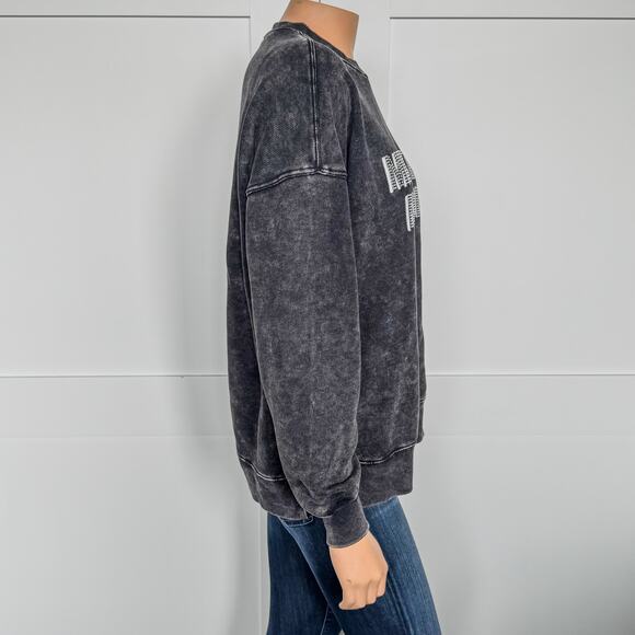 Wild Fable, Manhattan New York Embellished Oversized Crew Neck Sweatshirt, XXS - Picture 3 of 9